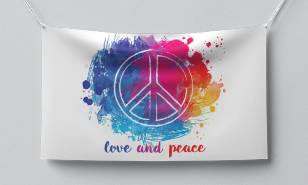 Знаме Peace & Love